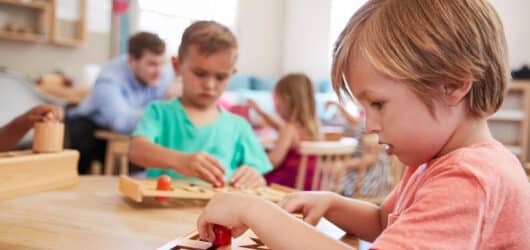 Les jouets Montessori : tout ce qu’il faut retenir