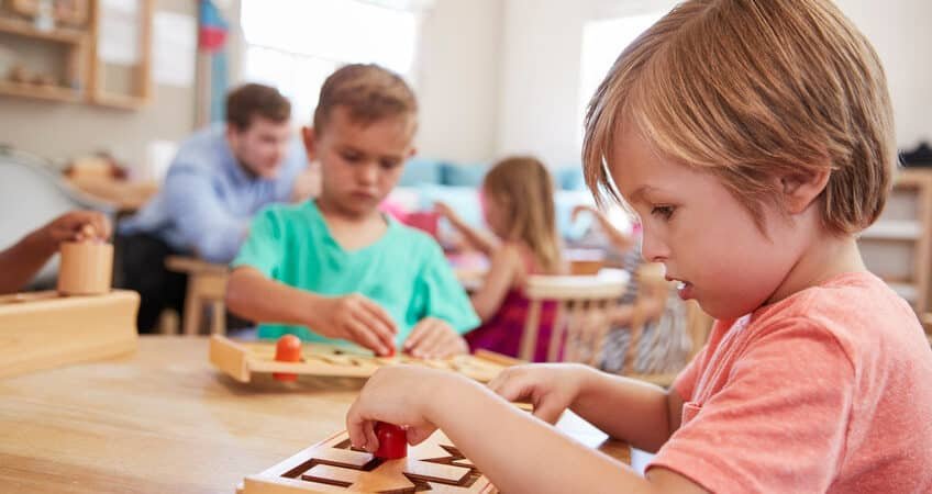 Les jouets Montessori : tout ce qu’il faut retenir